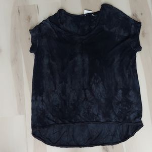 Medium Grey and Black Tahari short sleeve top